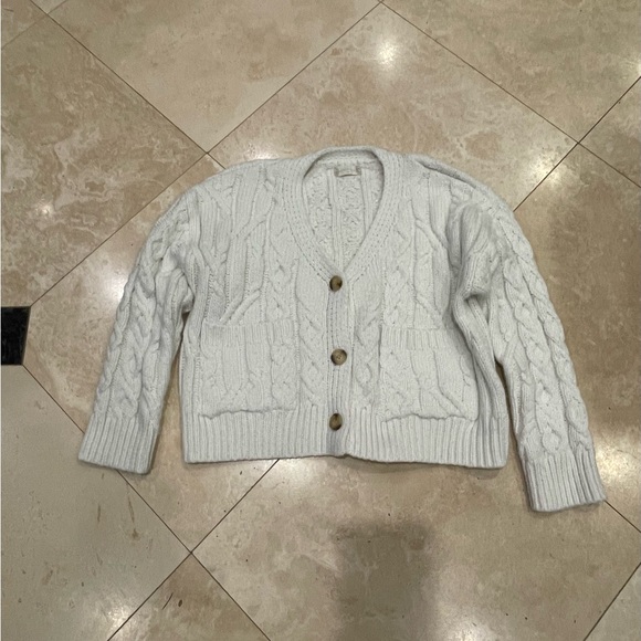Altar'd State Womehs Cable Knit Cardigan - Picture 1 of 3